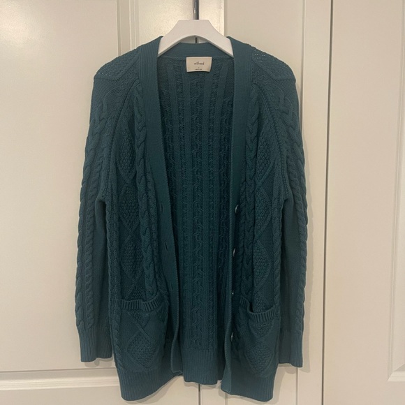 Aritzia Cardigan - Picture 1 of 3